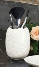 NOCHMALS RADIKAL REDUZIERT